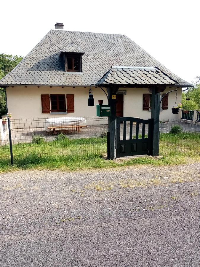 Lastioulles Gite Du Pecheurヴィラ エクステリア 写真